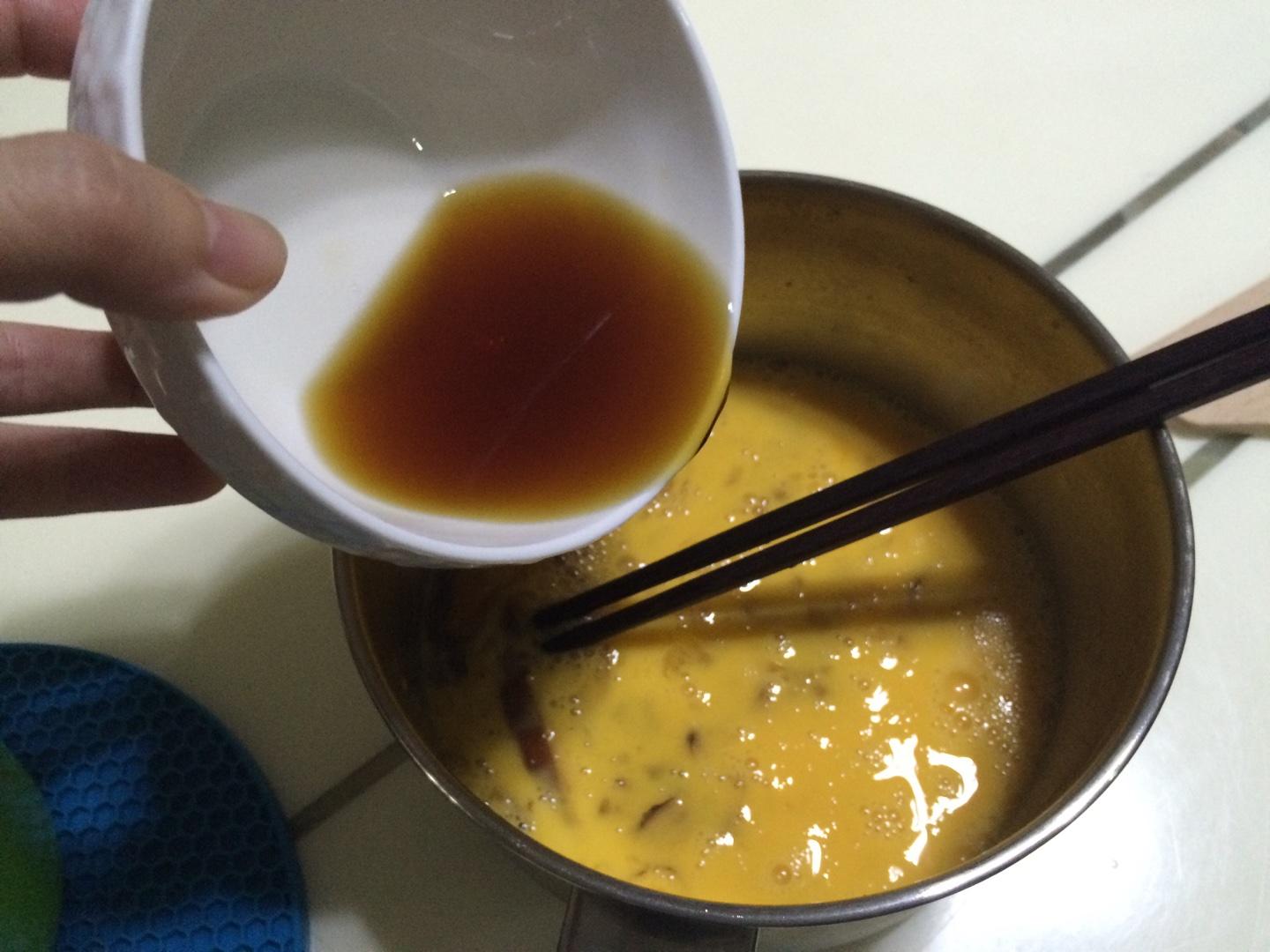 夏日食之——日式玉子燒的做法 步骤4