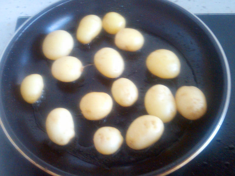 【頭媽廚房59】孜然小土豆的做法 步骤4
