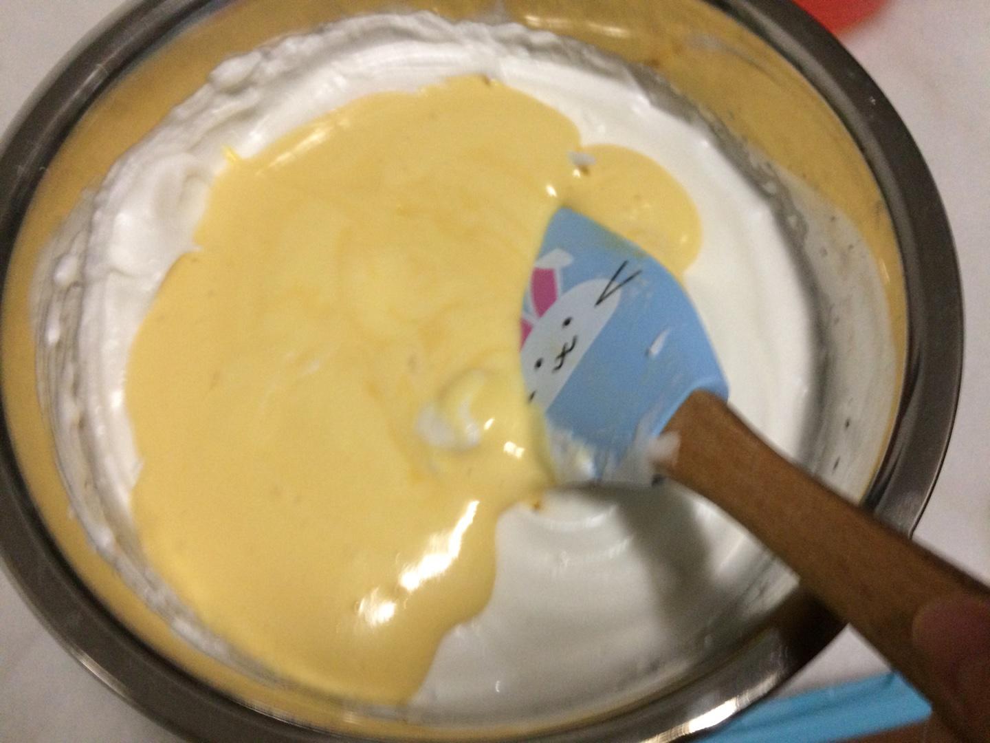 德普烤箱試用之——乳酪戚風蛋糕的做法 步骤6