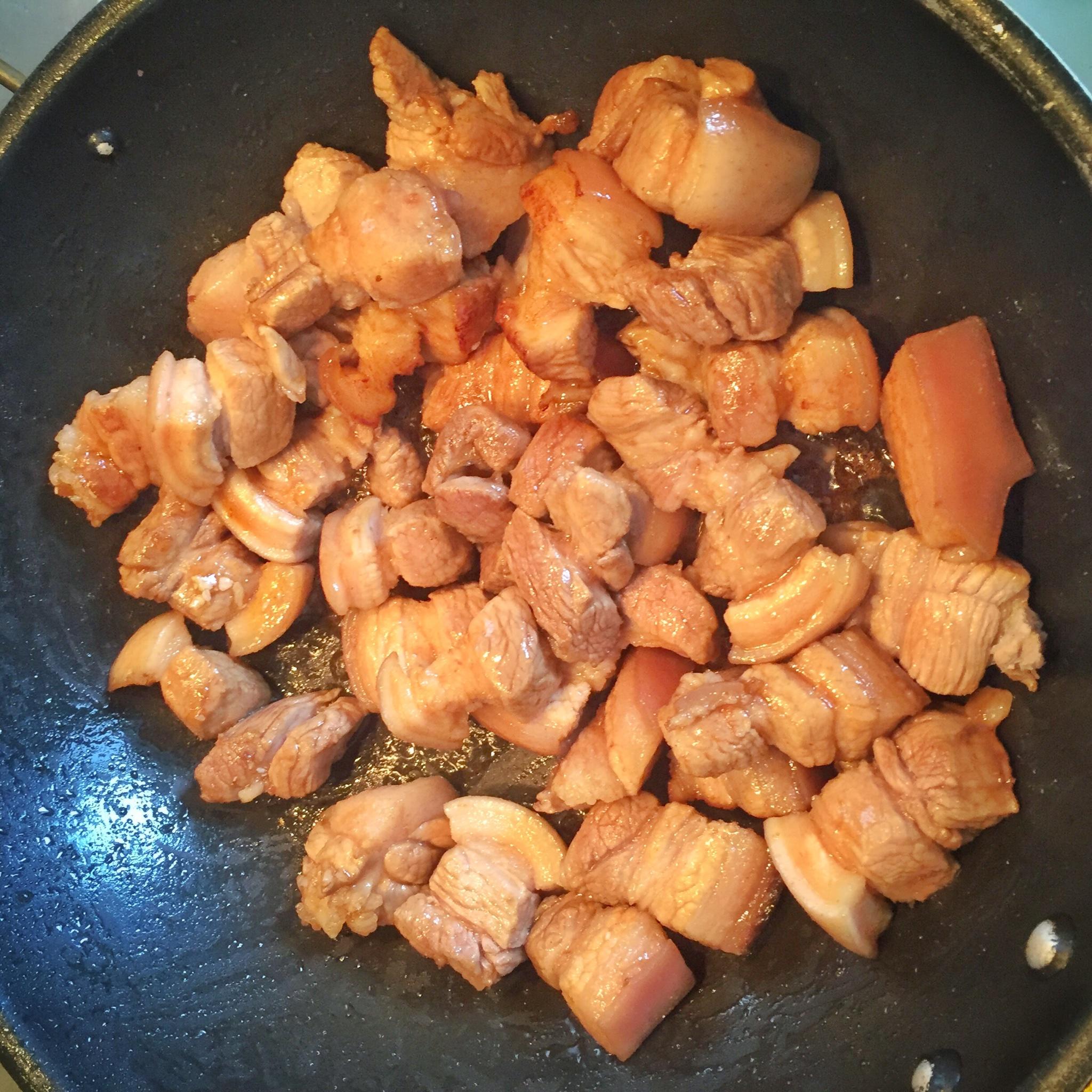 懶人電飯煲紅燒肉的做法 步骤3