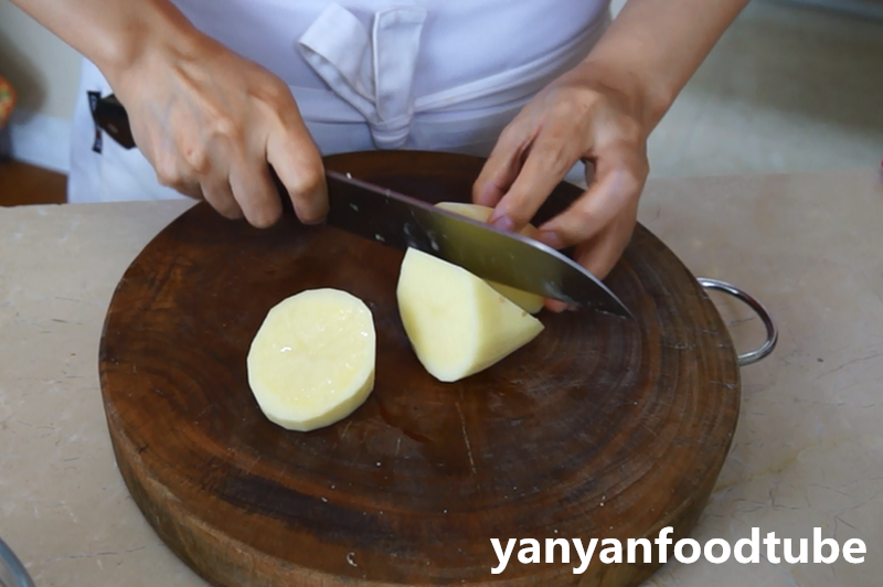 韓式排骨燉土豆 Korean Style Pork Ribs Stew with Potato的做法 步骤4
