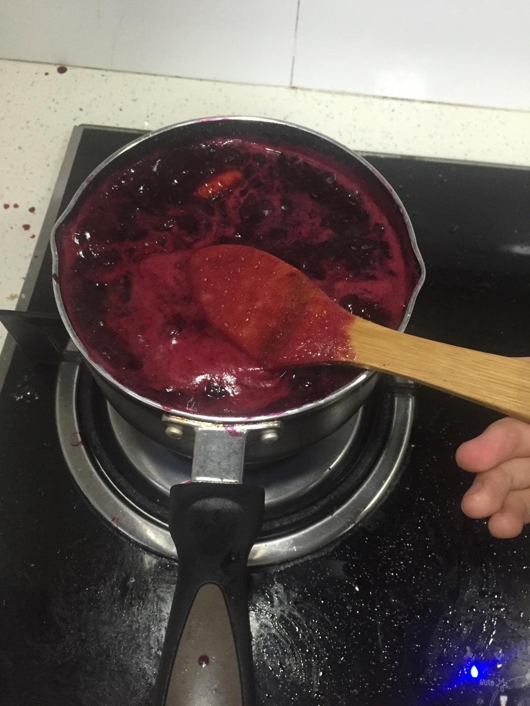 自制藍莓醬的做法 步骤5