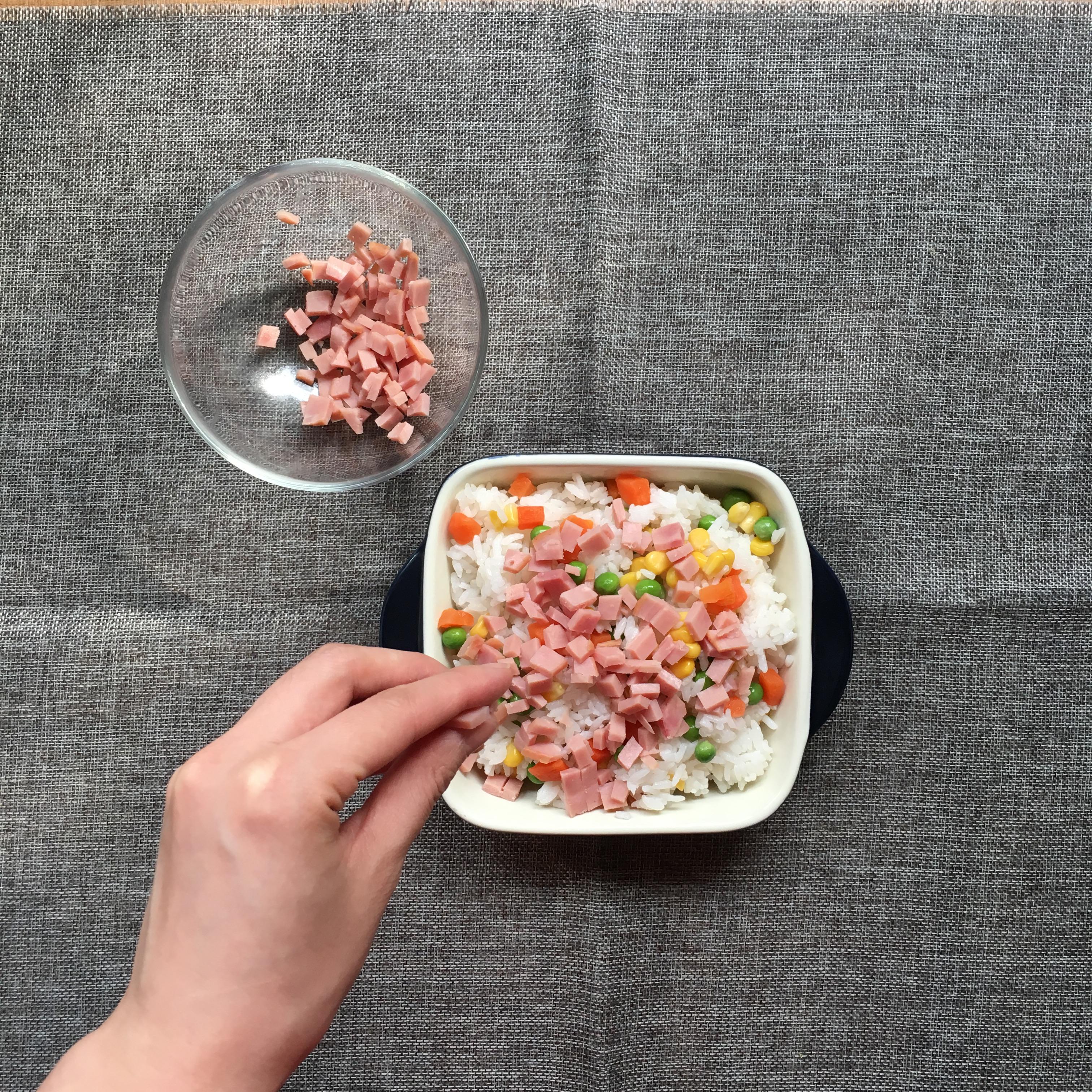 微波火腿什錦菜焗飯的做法 步骤4