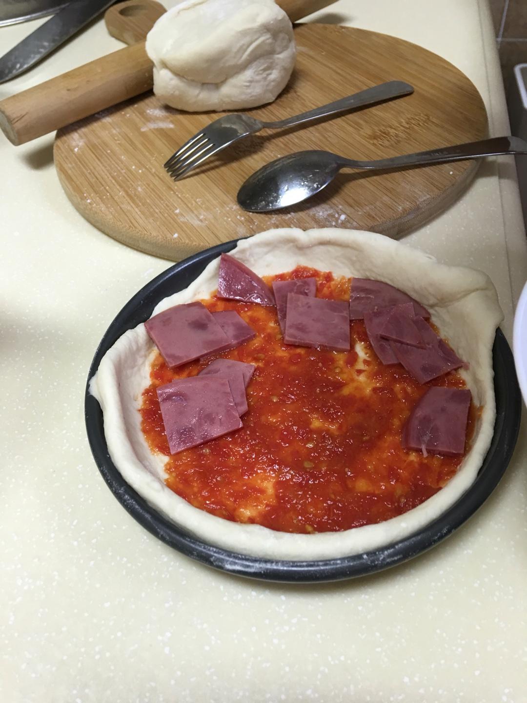 口蘑火腿披薩的做法 步骤3