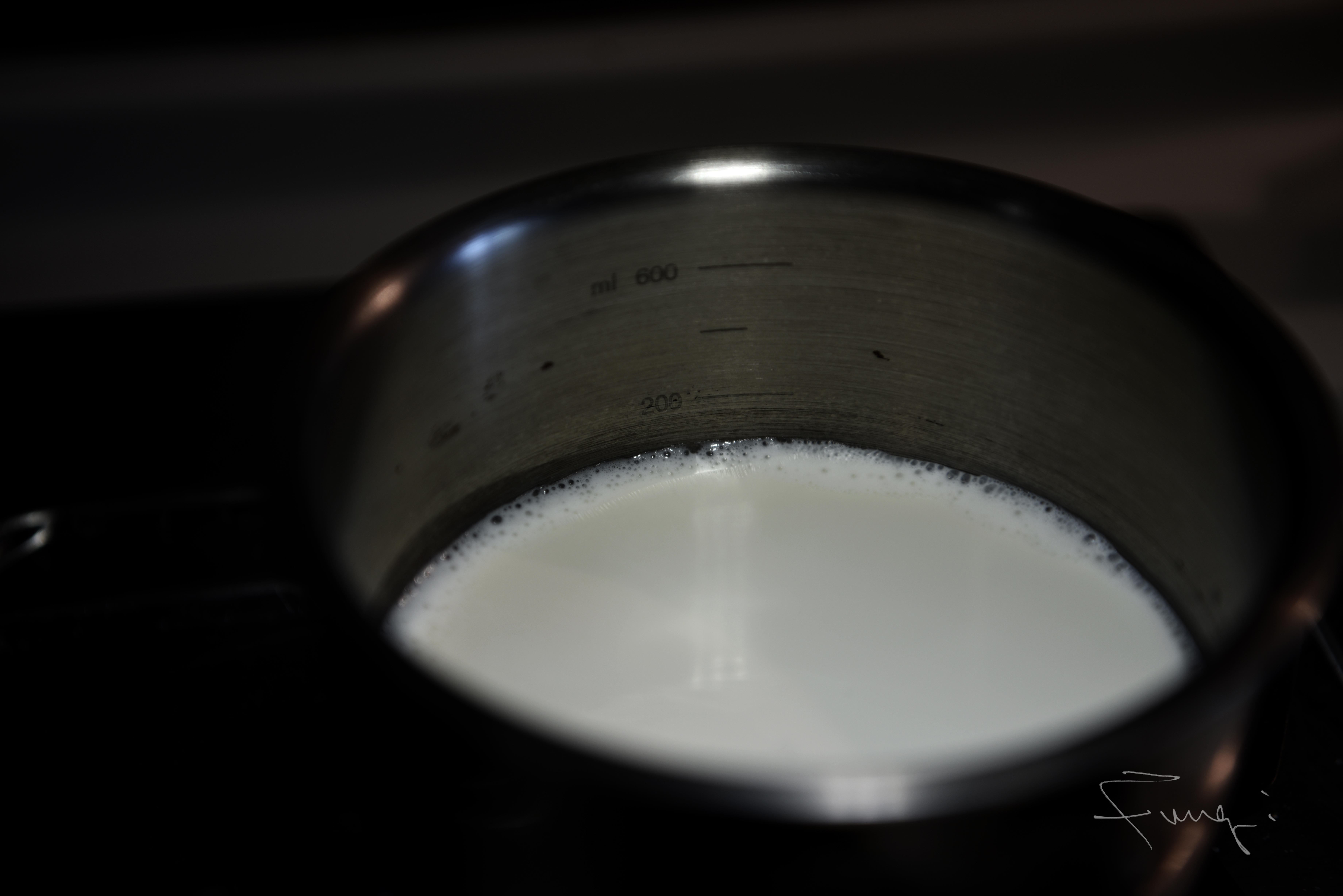 Crème anglaise英式蛋奶醬基底（可用於奶油霜及慕斯）的做法 步骤1