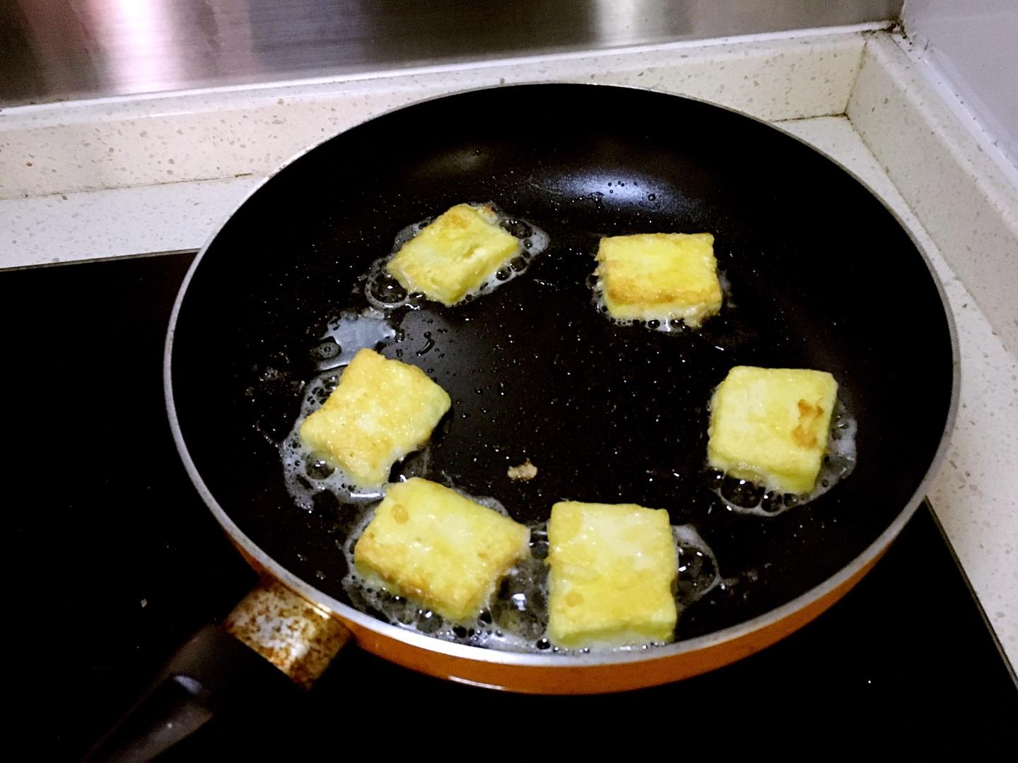 黃金脆皮豆腐的做法 步骤4