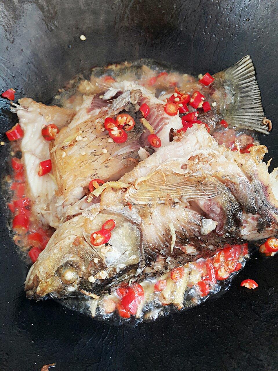 紫蘇紅燒魚的做法 步骤1