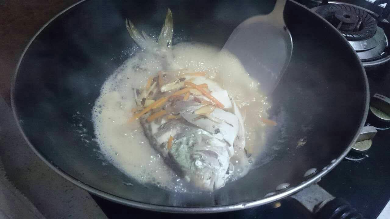 紅燒金鯧魚的做法 步骤7
