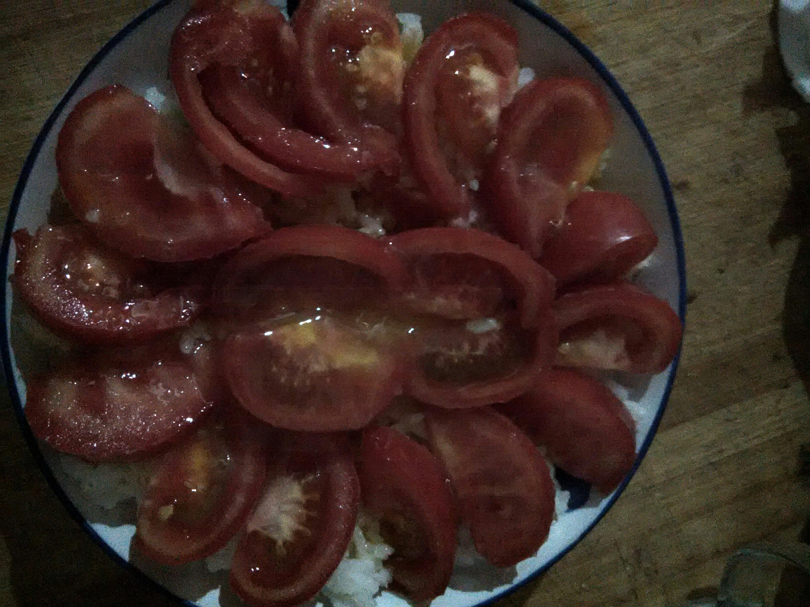 西紅柿雞蛋焗飯(微波爐無油版減肥早餐)的做法 步骤3