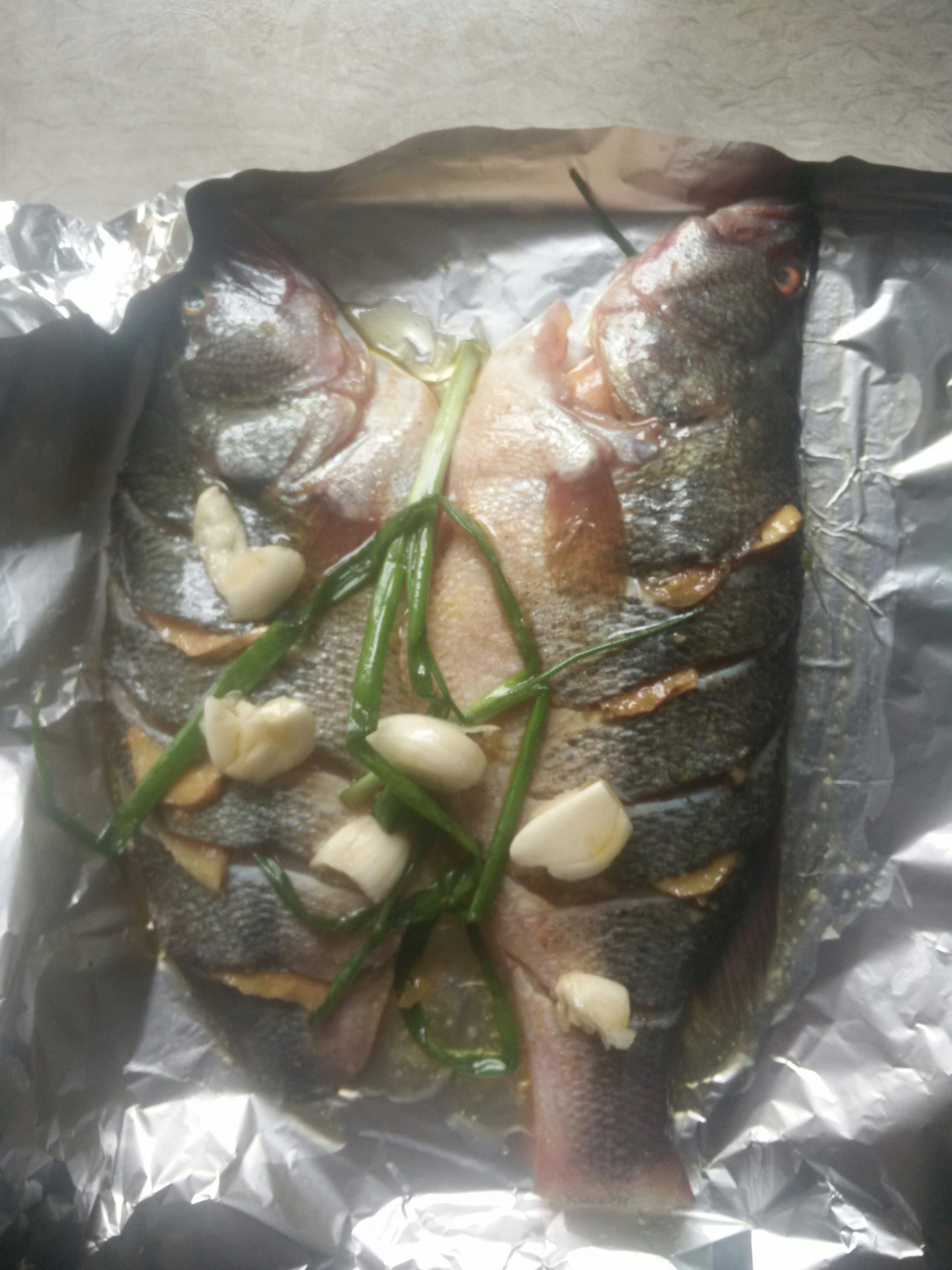 檸香豉油烤鱸魚的做法 步骤1