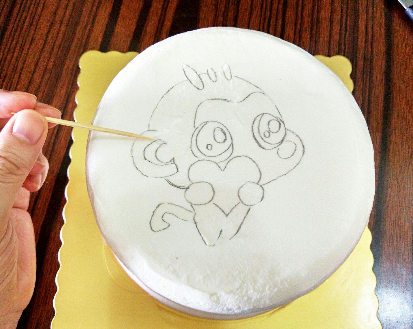 豆沙霜手繪卡通蛋糕的做法 步骤1
