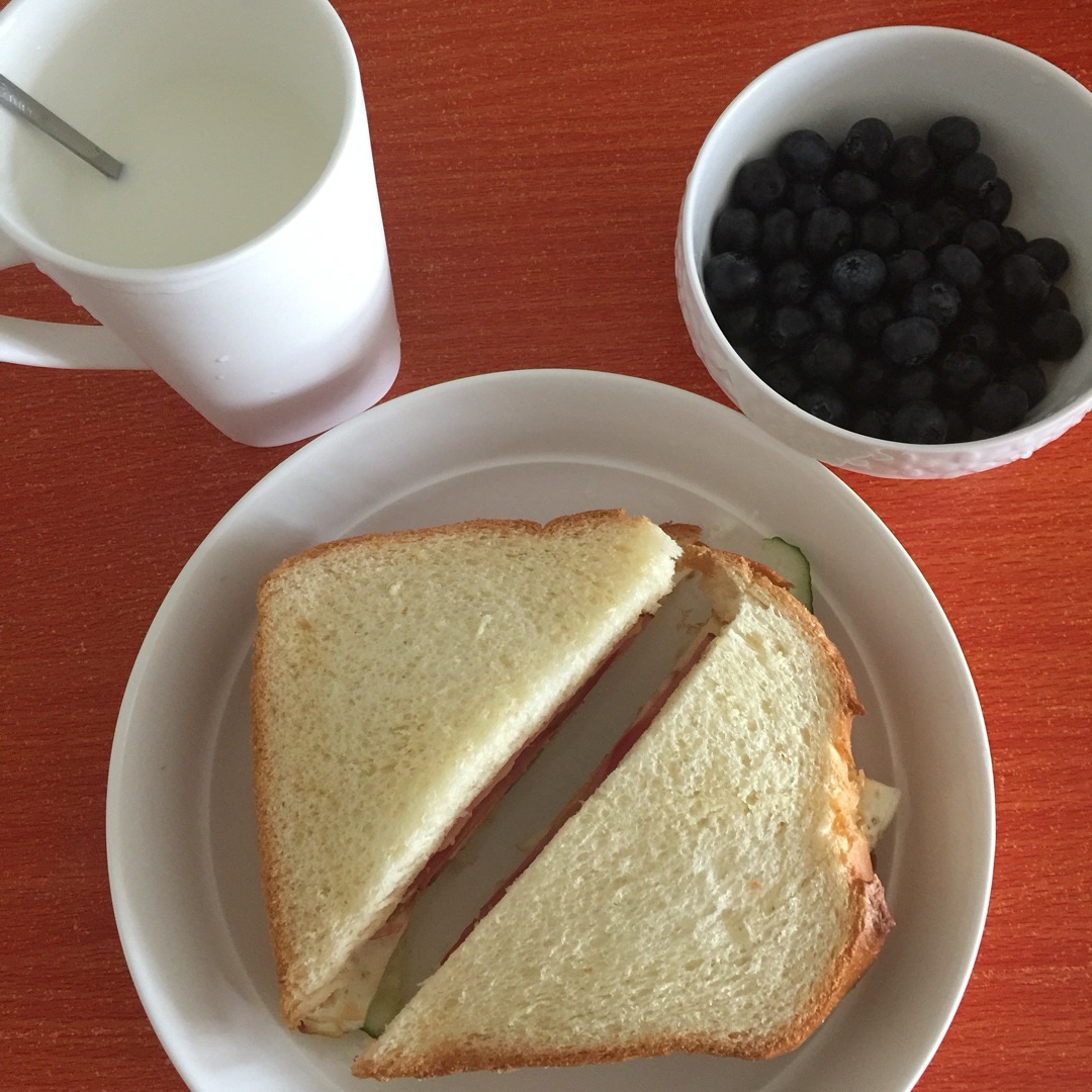 慢悠悠的三明治早餐的做法 步骤3