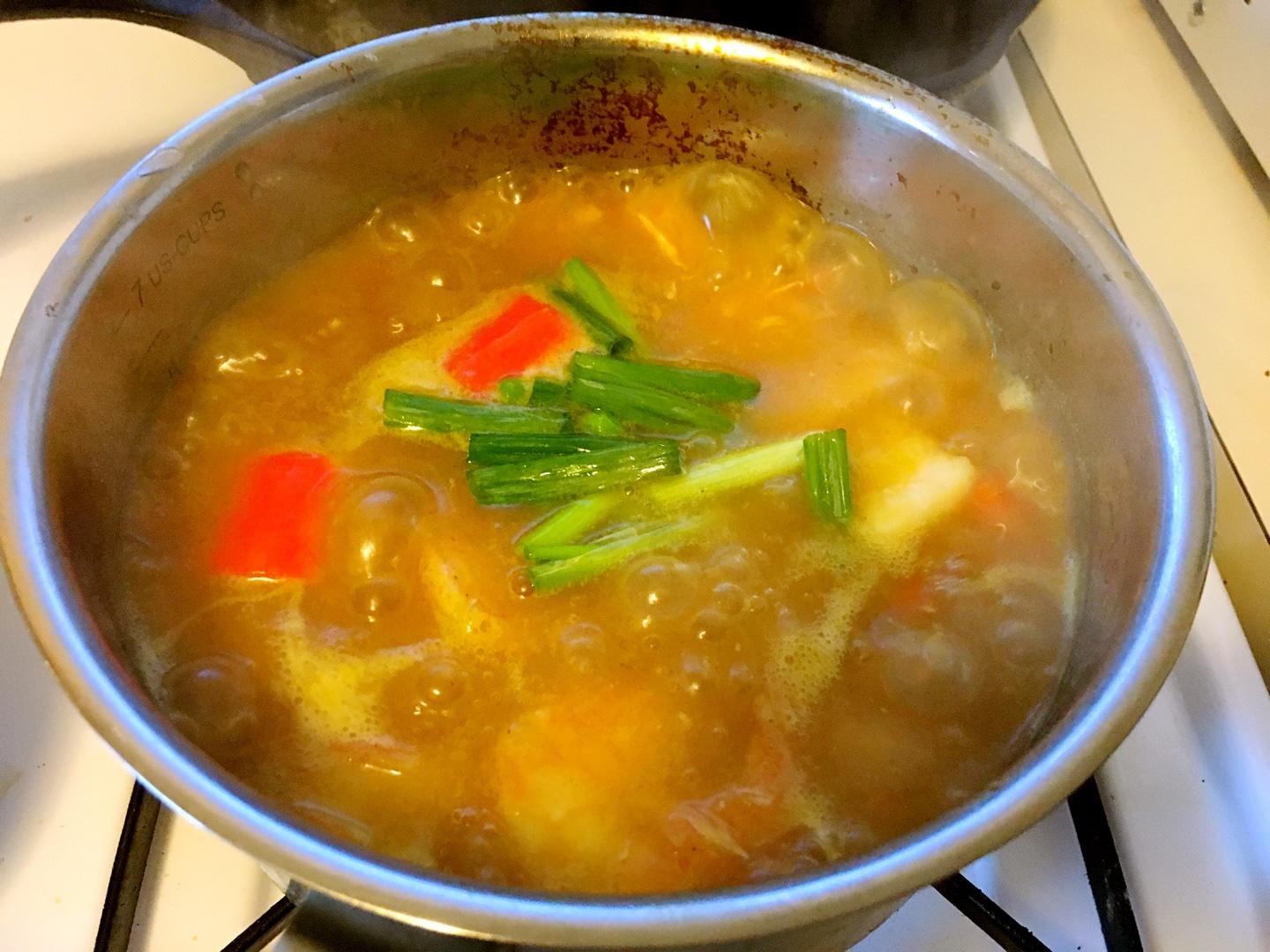 咖哩海鮮豆腐煲的做法 步骤5