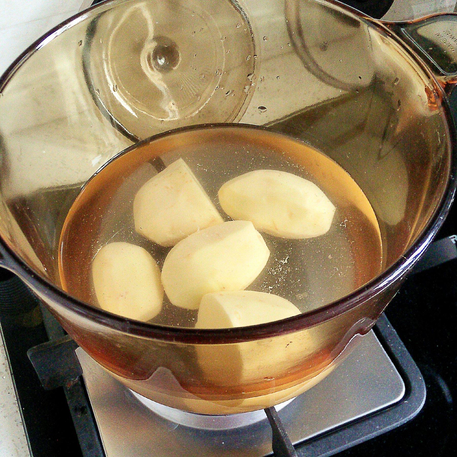 奶香土豆泥沙拉的做法 步骤1