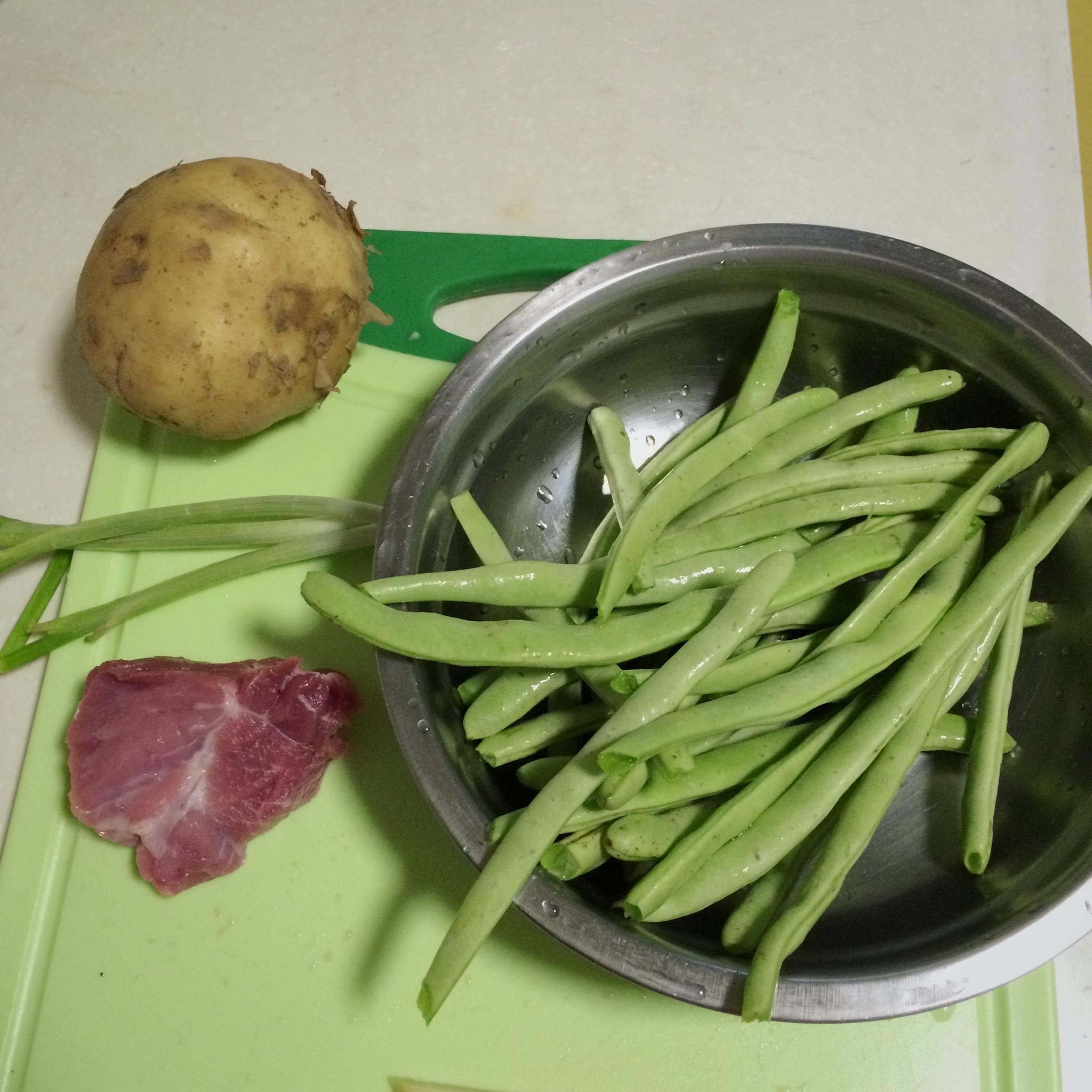芸豆土豆炒飯的做法 步骤1