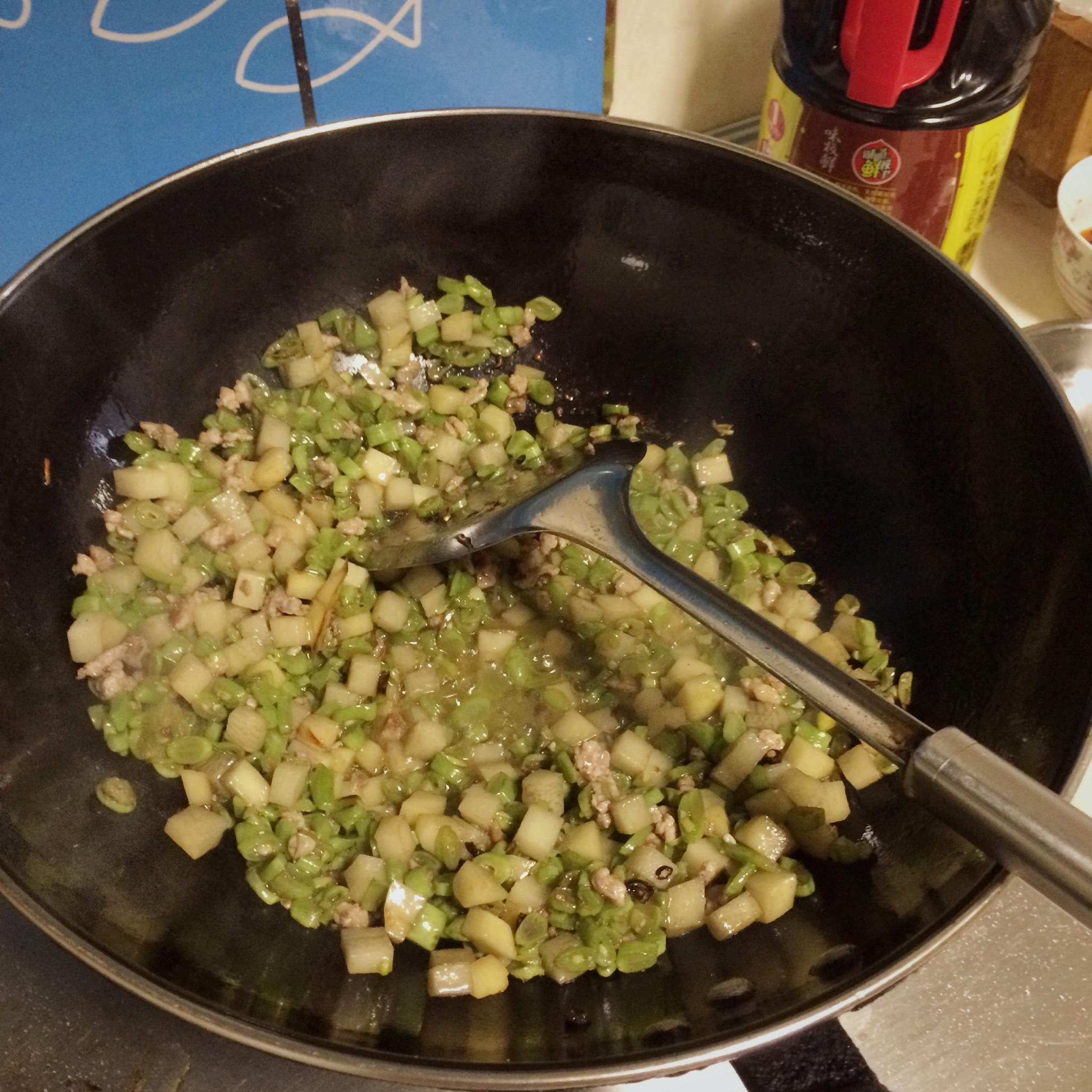 芸豆土豆炒飯的做法 步骤8