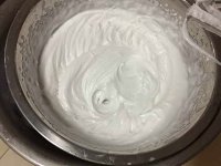 椰漿打發（用於做冰淇淋、抹蛋糕)的做法 步骤4