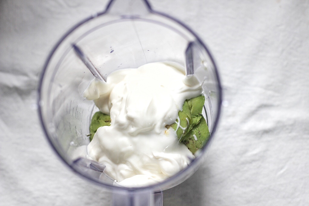 入夏 | 清爽無負擔的牛油果酸奶醬意麪的做法 步骤4