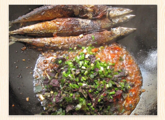 創新的味道【醬燒秋刀魚】的做法 步骤7