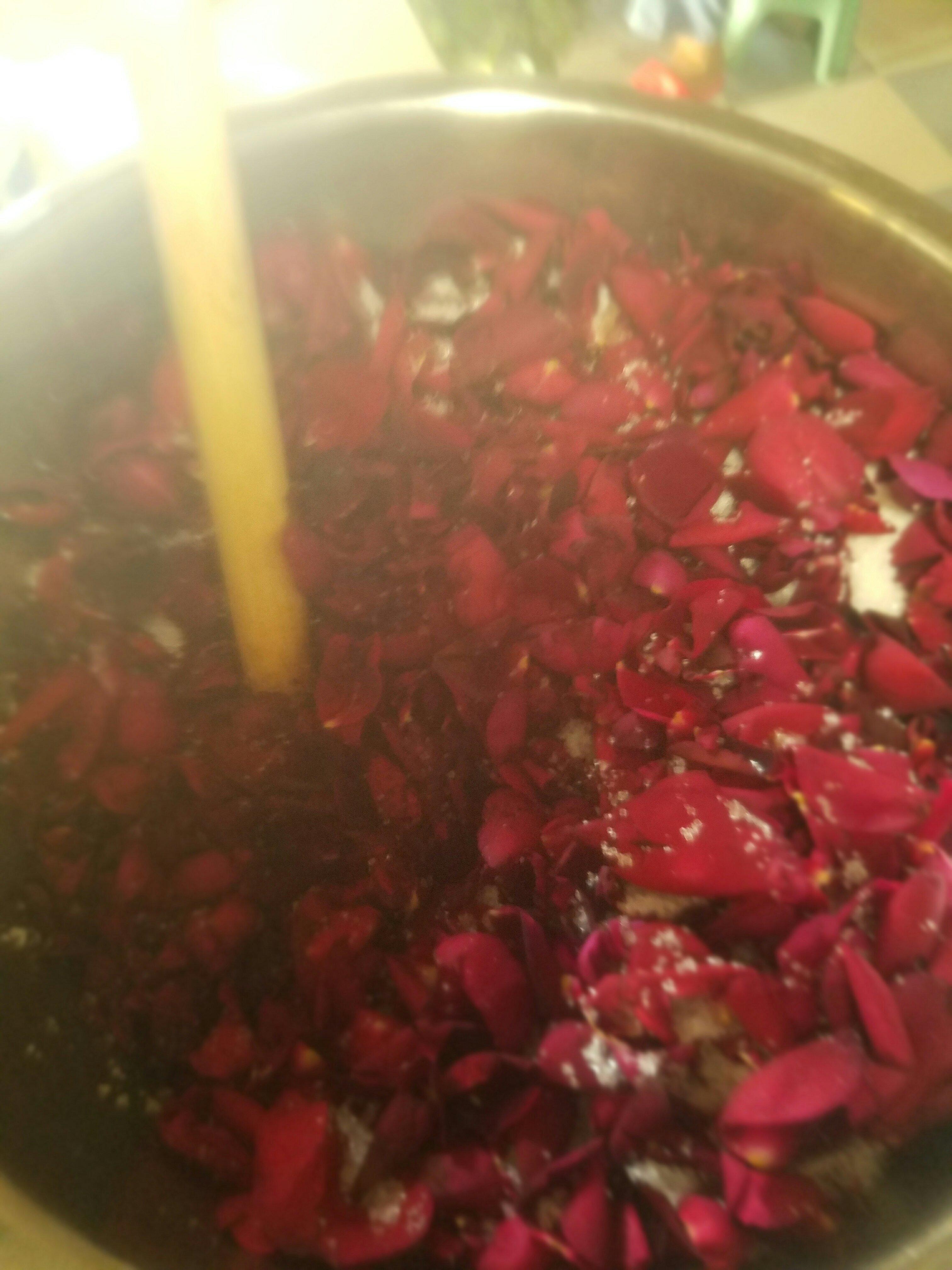 玫瑰花醬的做法 步骤4