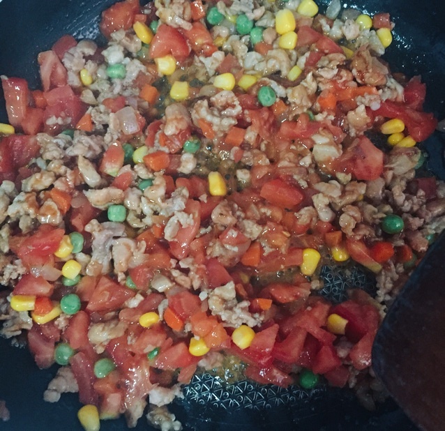 番茄雞肉蔬菜面的做法 步骤4