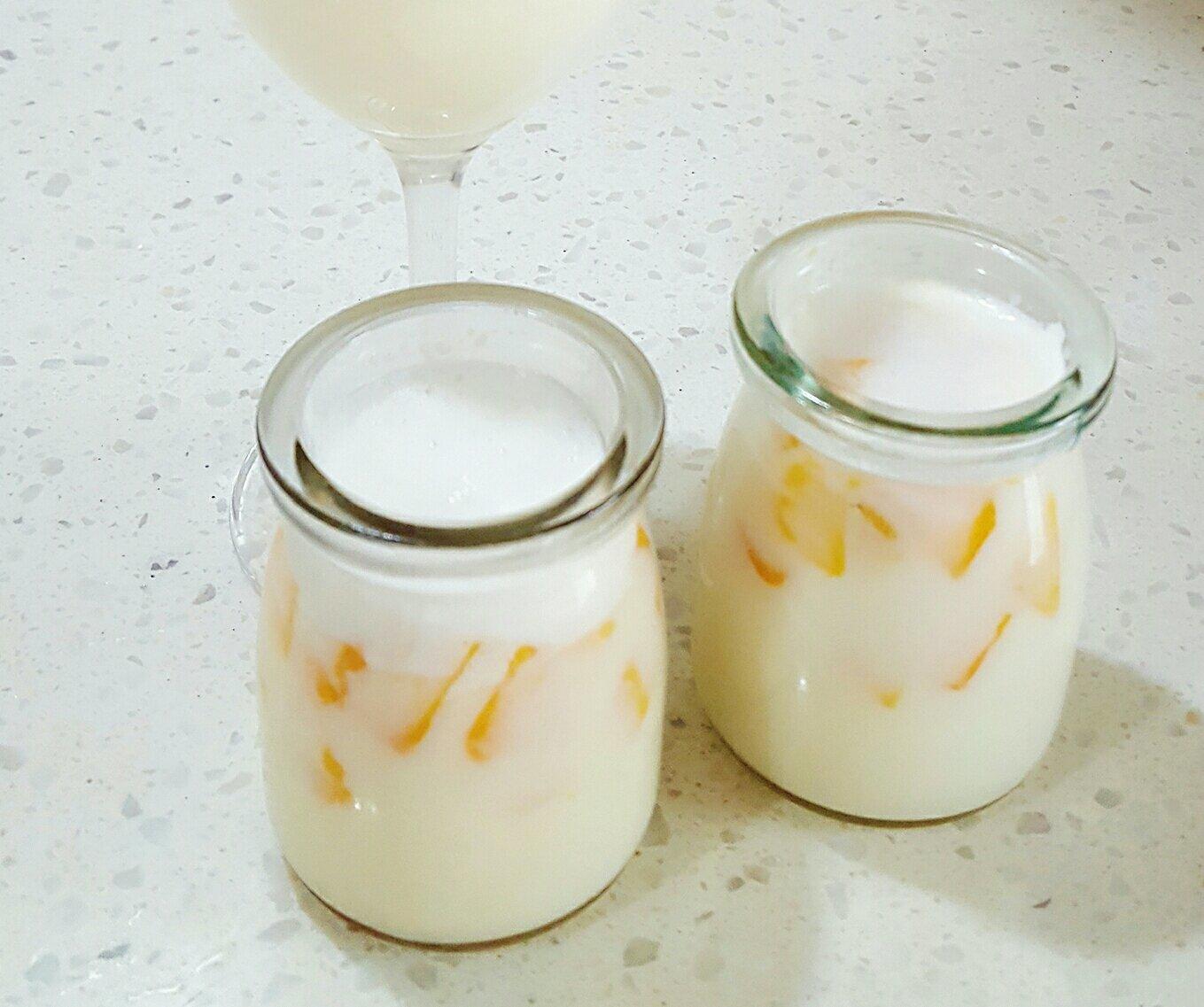 芒果牛奶布丁的做法 步骤2