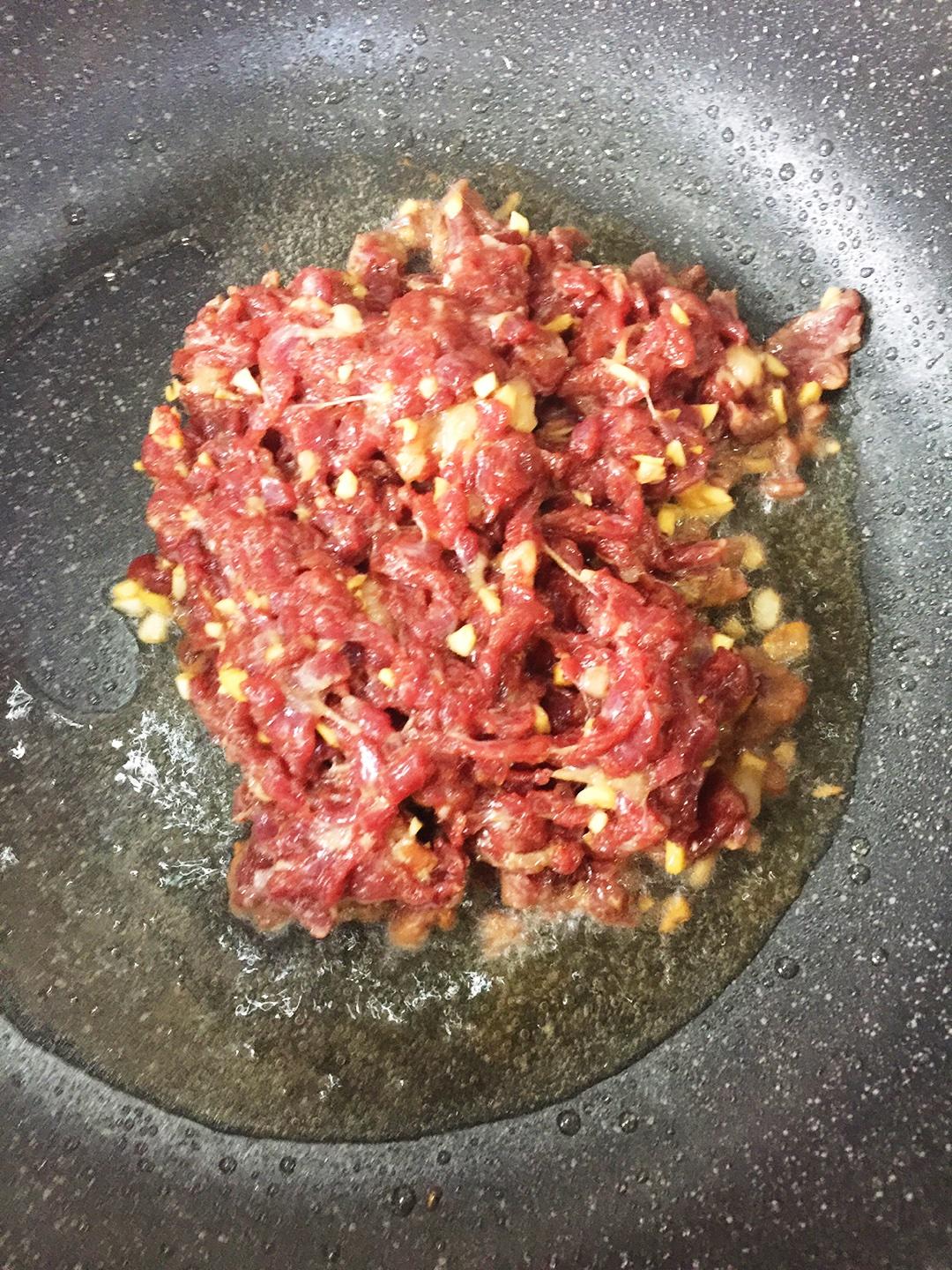 牛肉炒飯的做法 步骤3