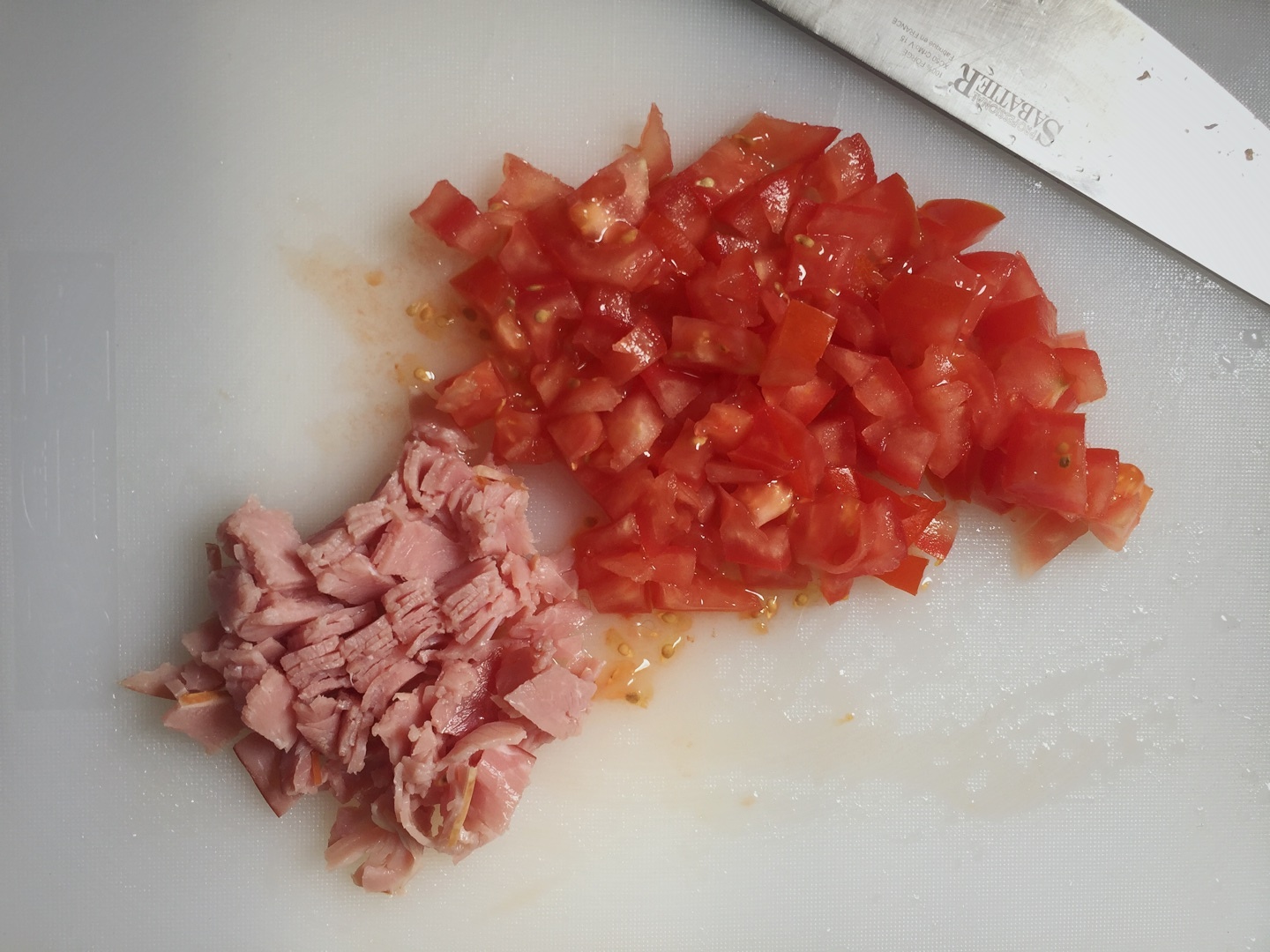 黑椒培根番茄雞蛋焗飯的做法 步骤1