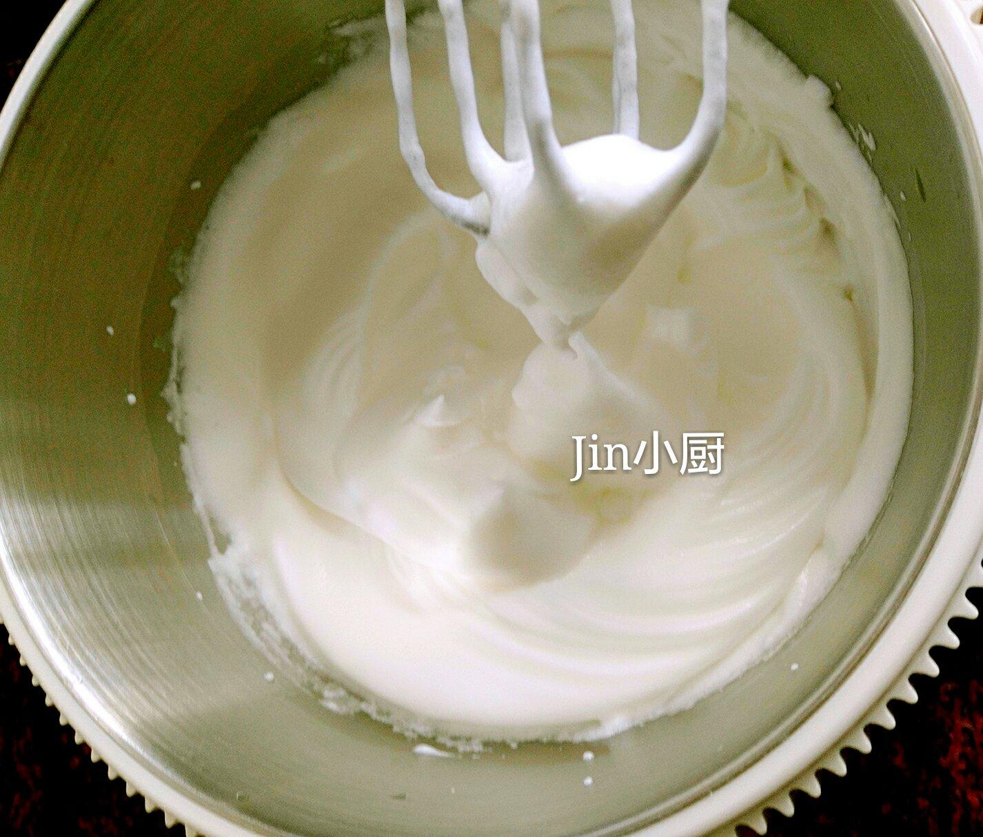 酸奶戚風蛋糕（8寸中空模具）的做法 步骤11