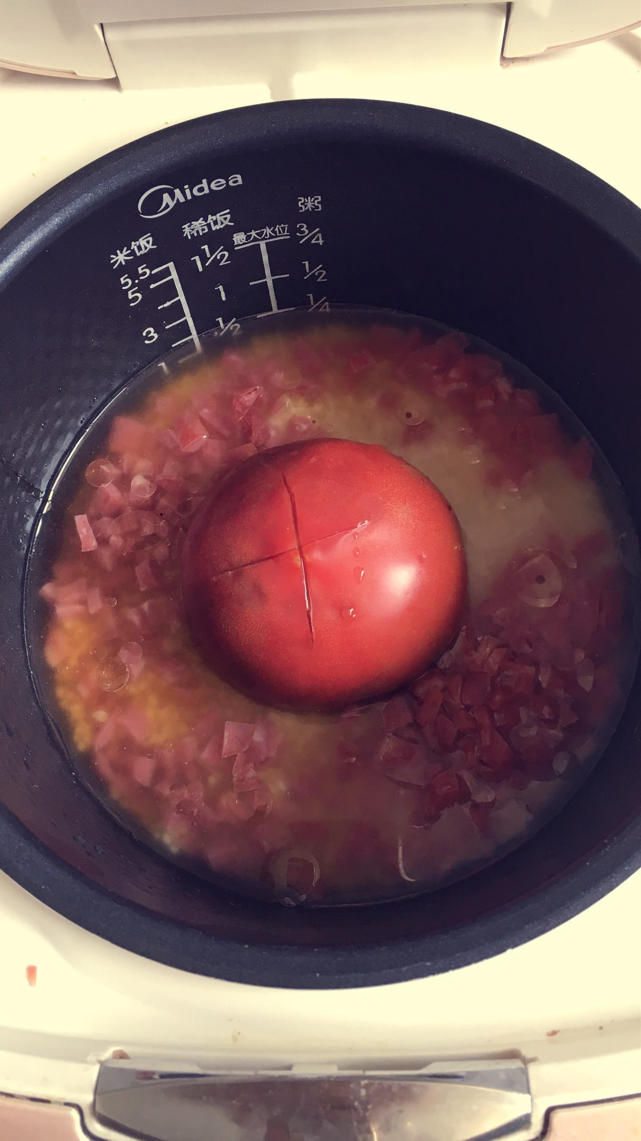 番茄香腸飯的做法 步骤2