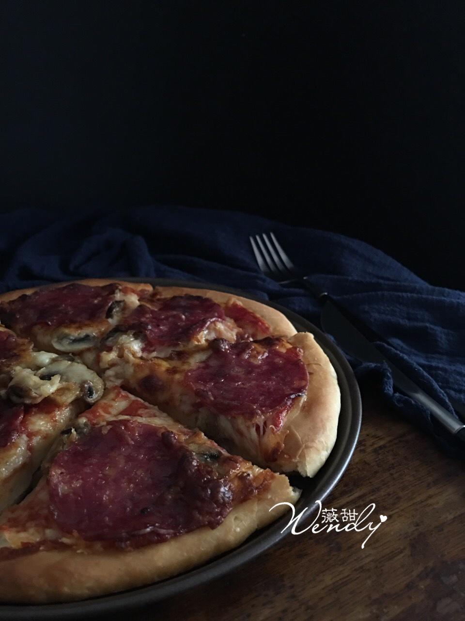 薩拉米披薩--簡單的食材一樣好吃的做法 步骤9