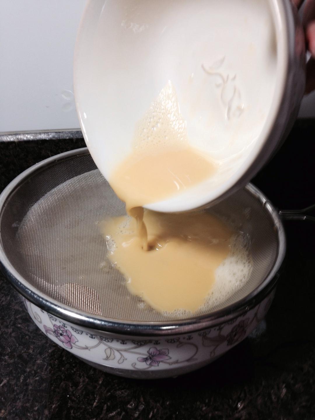 牛奶布丁的做法 步骤3