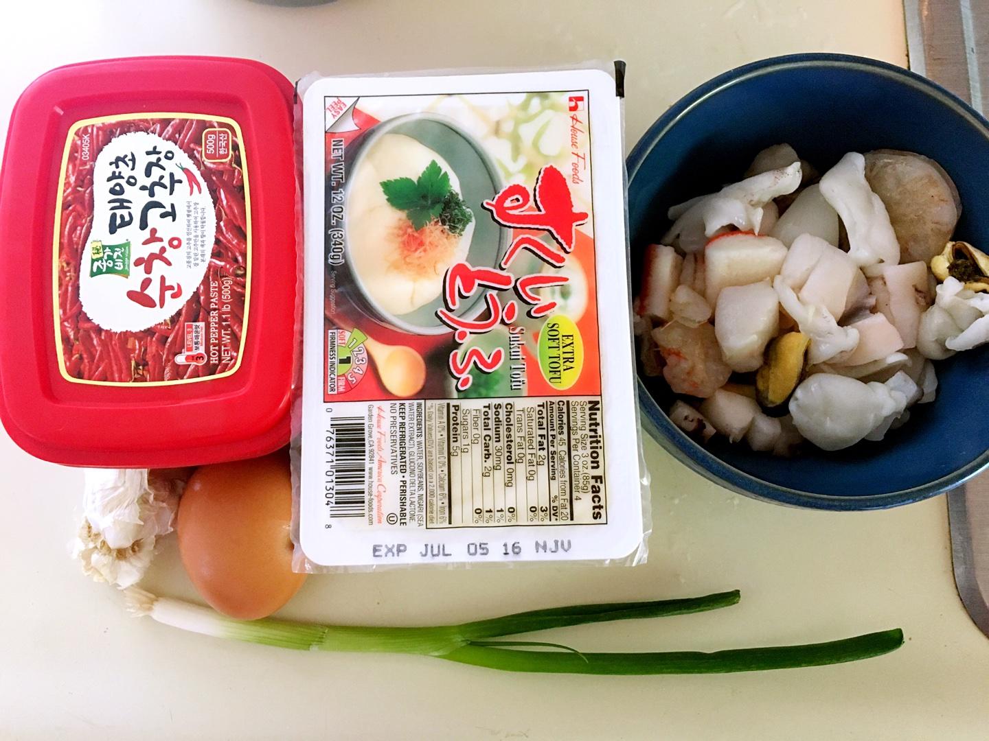 韓式海鮮豆腐湯的做法 步骤1