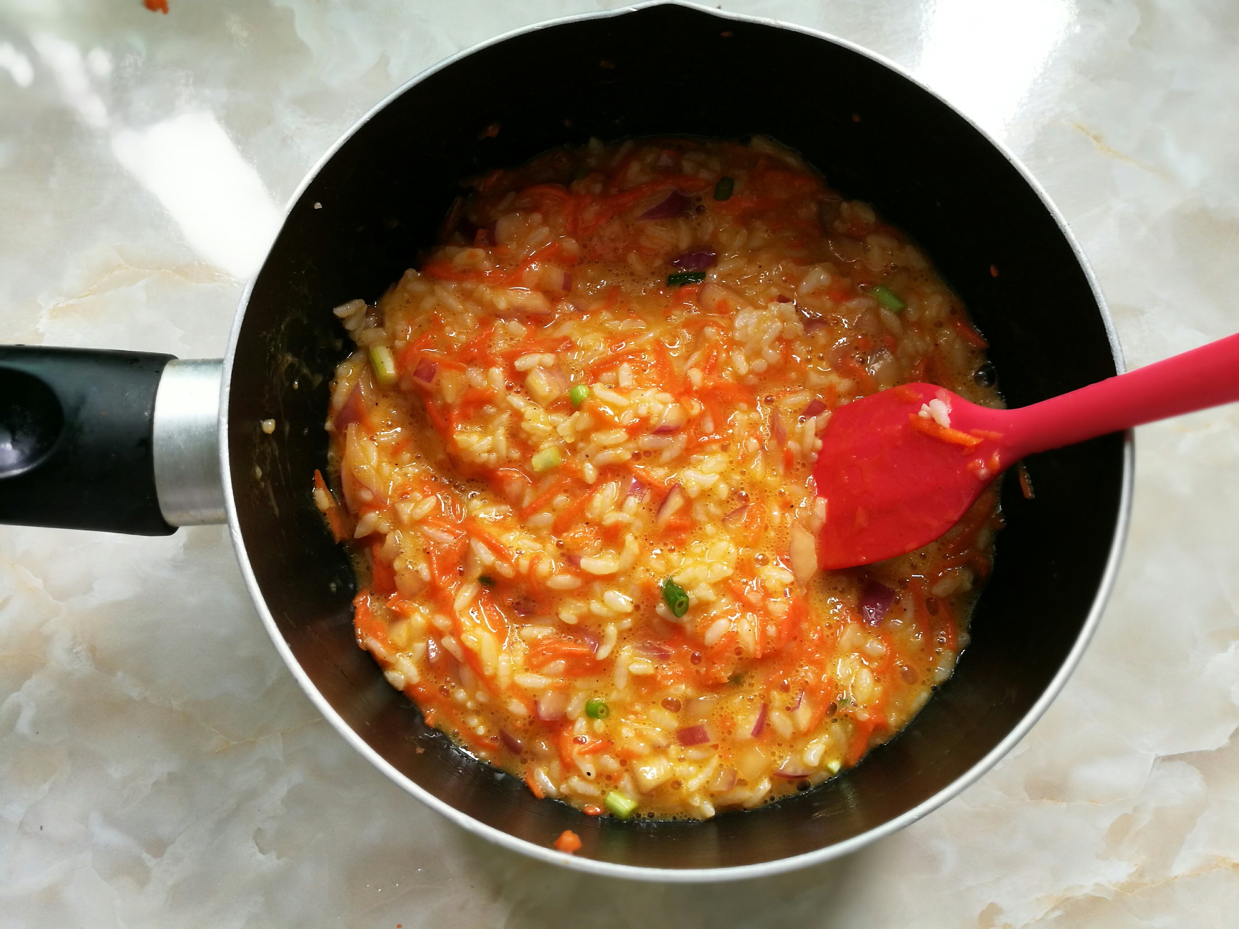 米飯蔬菜蛋餅的做法 步骤5