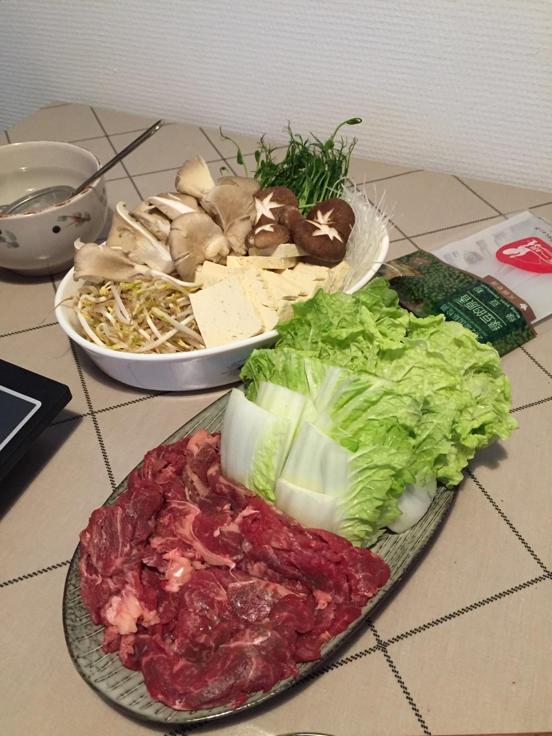 Shabu shabu 日式涮涮鍋的做法 步骤2
