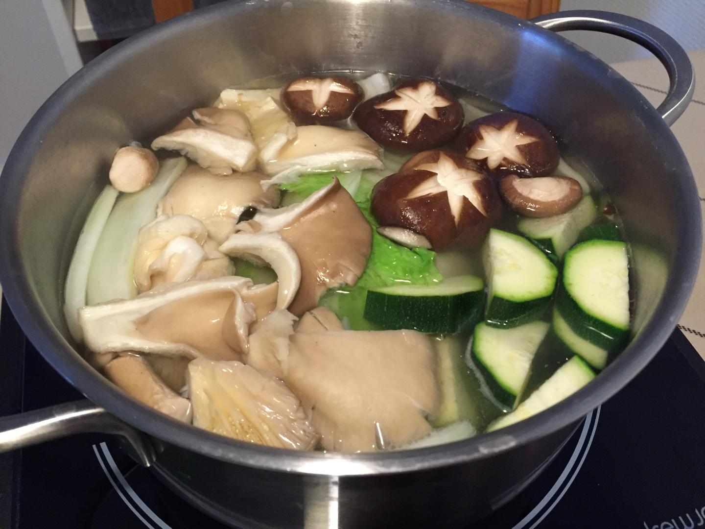 Shabu shabu 日式涮涮鍋的做法 步骤4