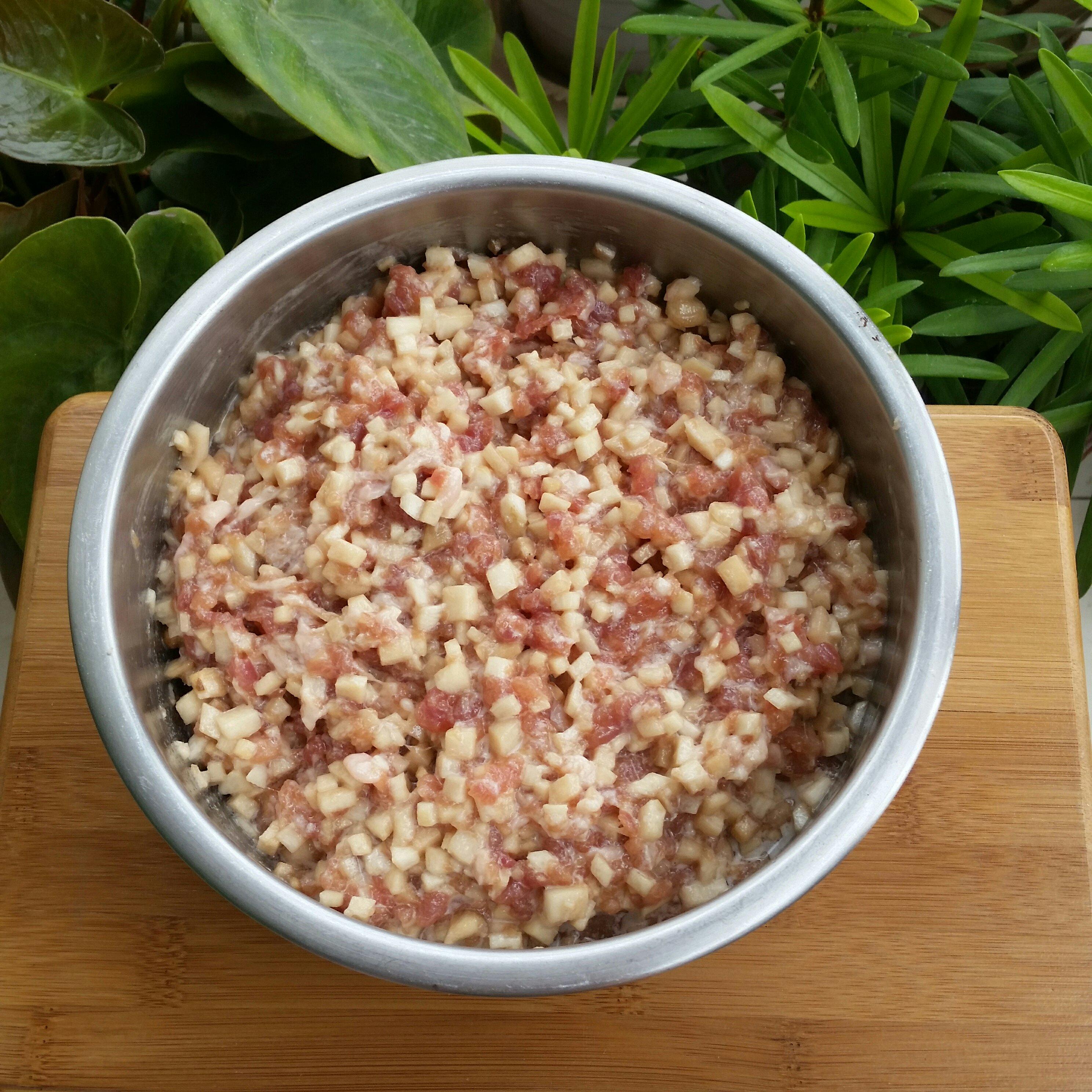杏鮑菇豬肉水餃的做法 步骤7
