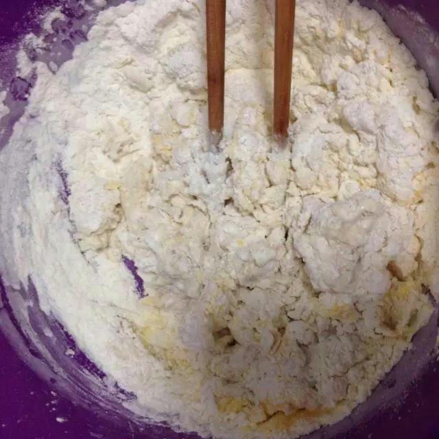 玉米白麪饅頭的做法 步骤2