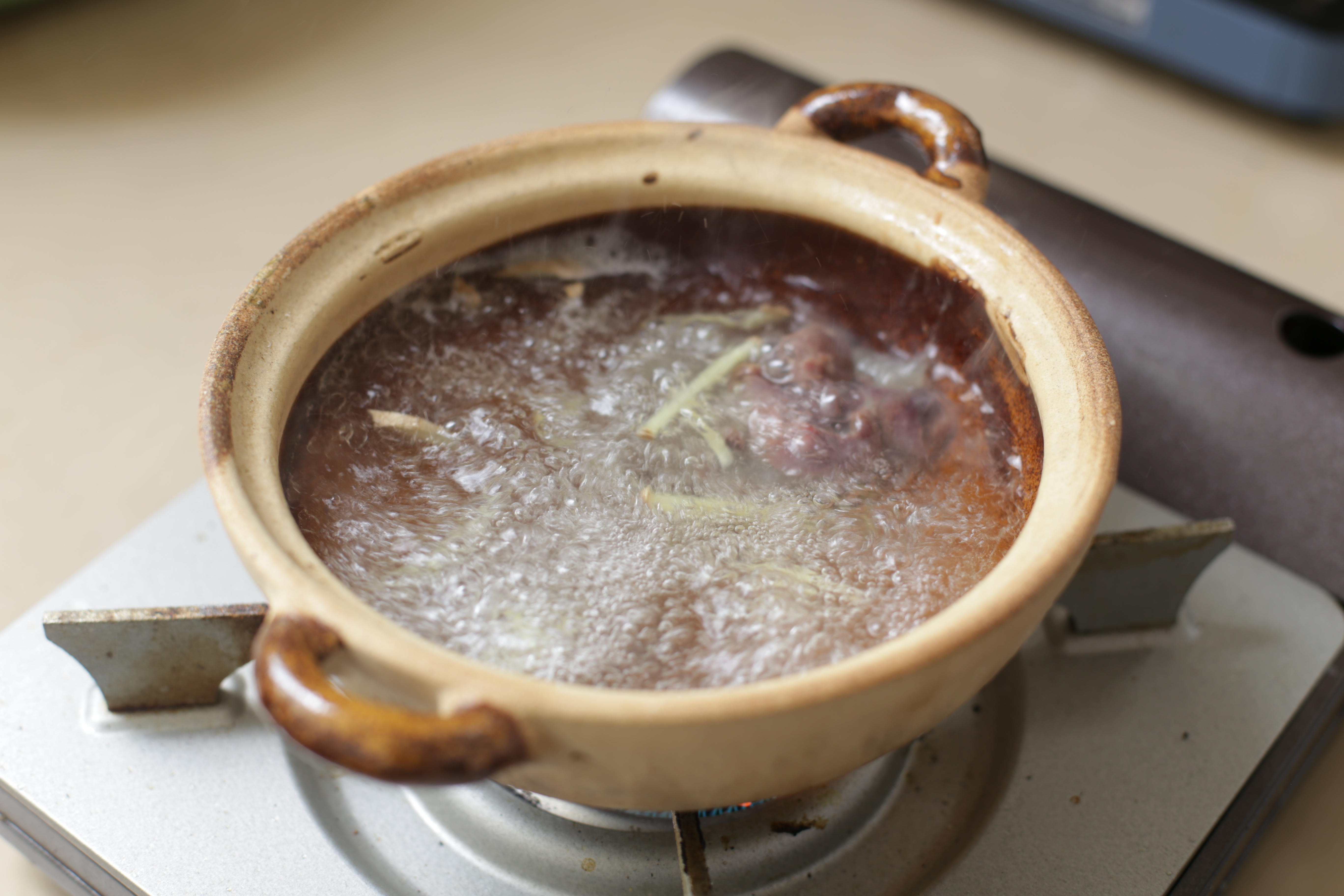 枸杞葉豬肝湯的做法 步骤3