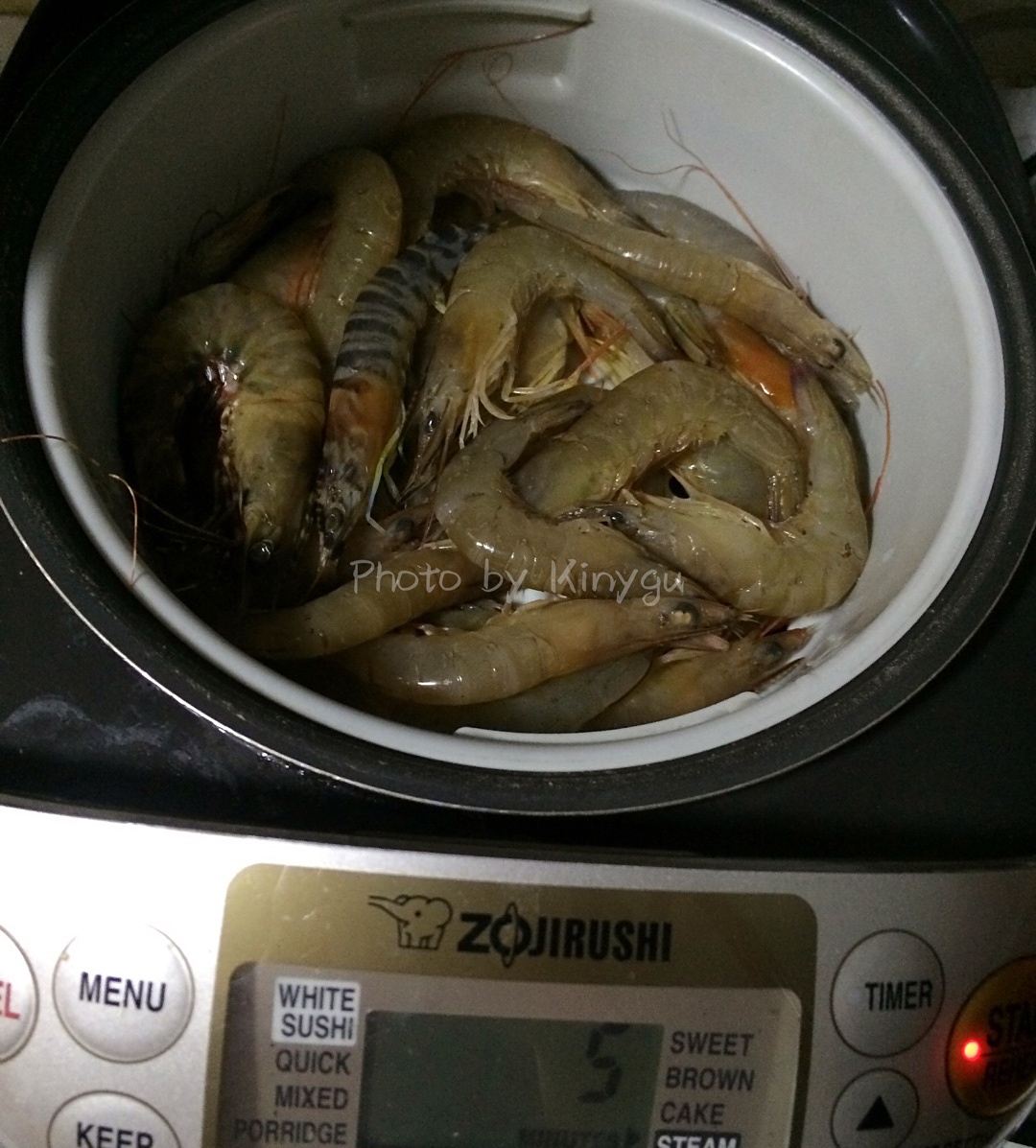 松茸粥蒸海蝦一一一絕味佳餚！的做法 步骤2