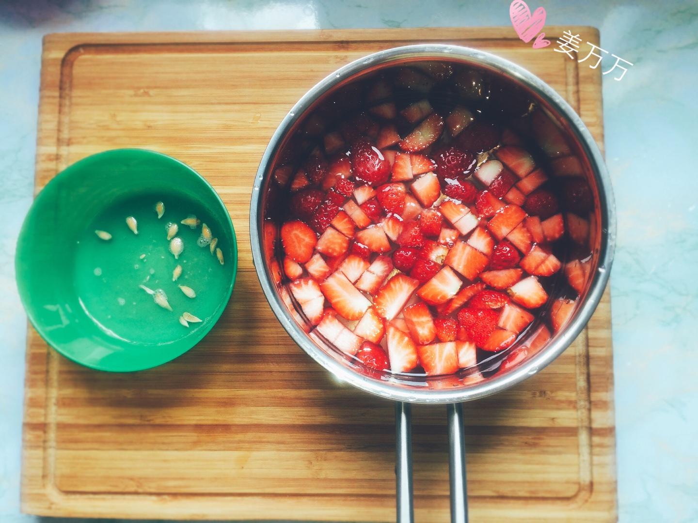 十六歲的草莓醬的做法 步骤2