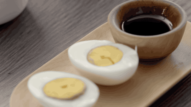 企鵝教你做|蛋料理-白煮蛋／日式醋醬油蛋／醬油麻油蘸蛋的做法 步骤11