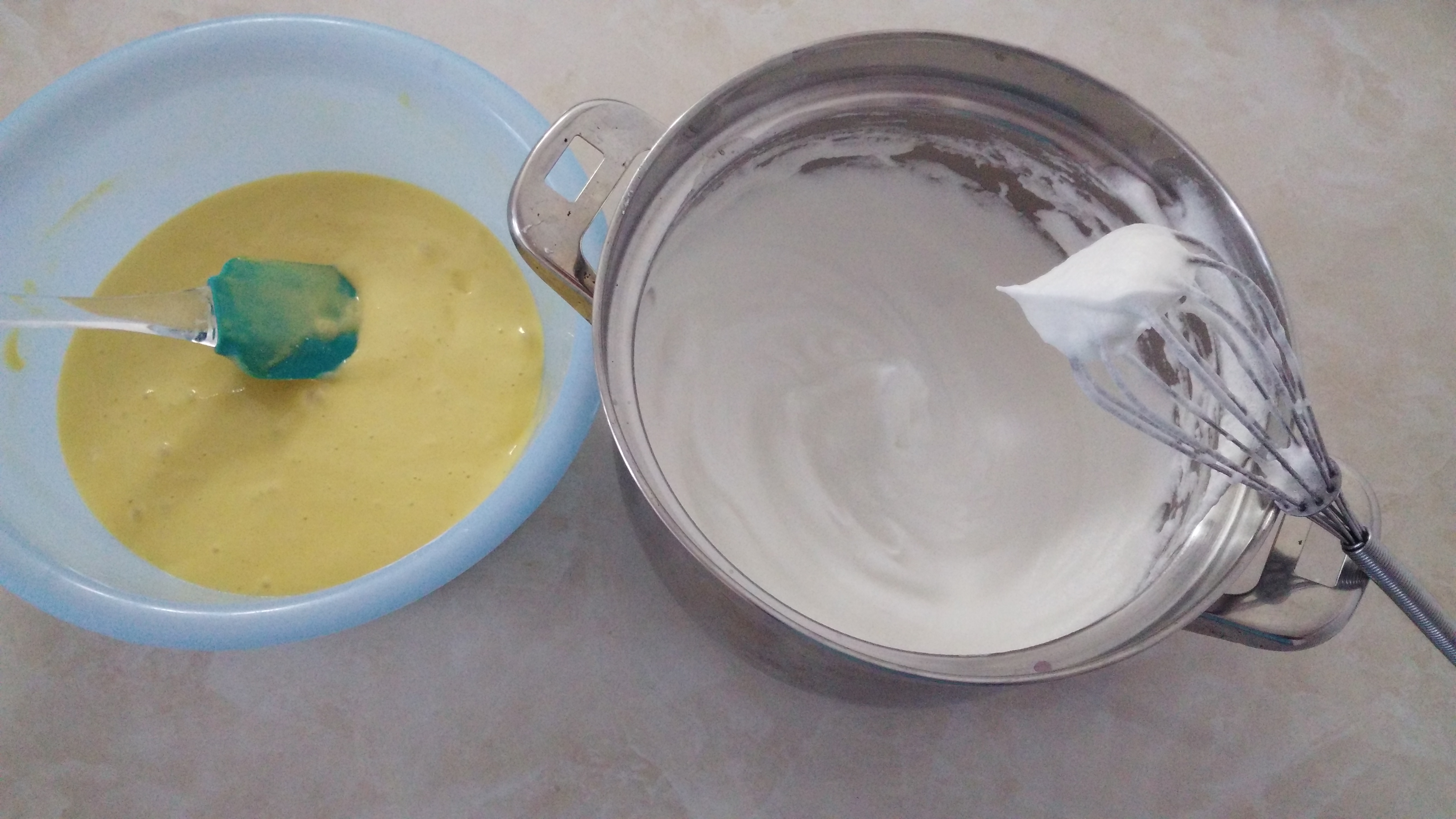果汁戚風蛋糕（低糖低油+普通麪粉）8寸和9寸配方的做法 步骤3