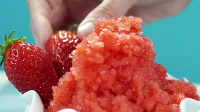 #愛的味道#草莓冰沙的做法 步骤7