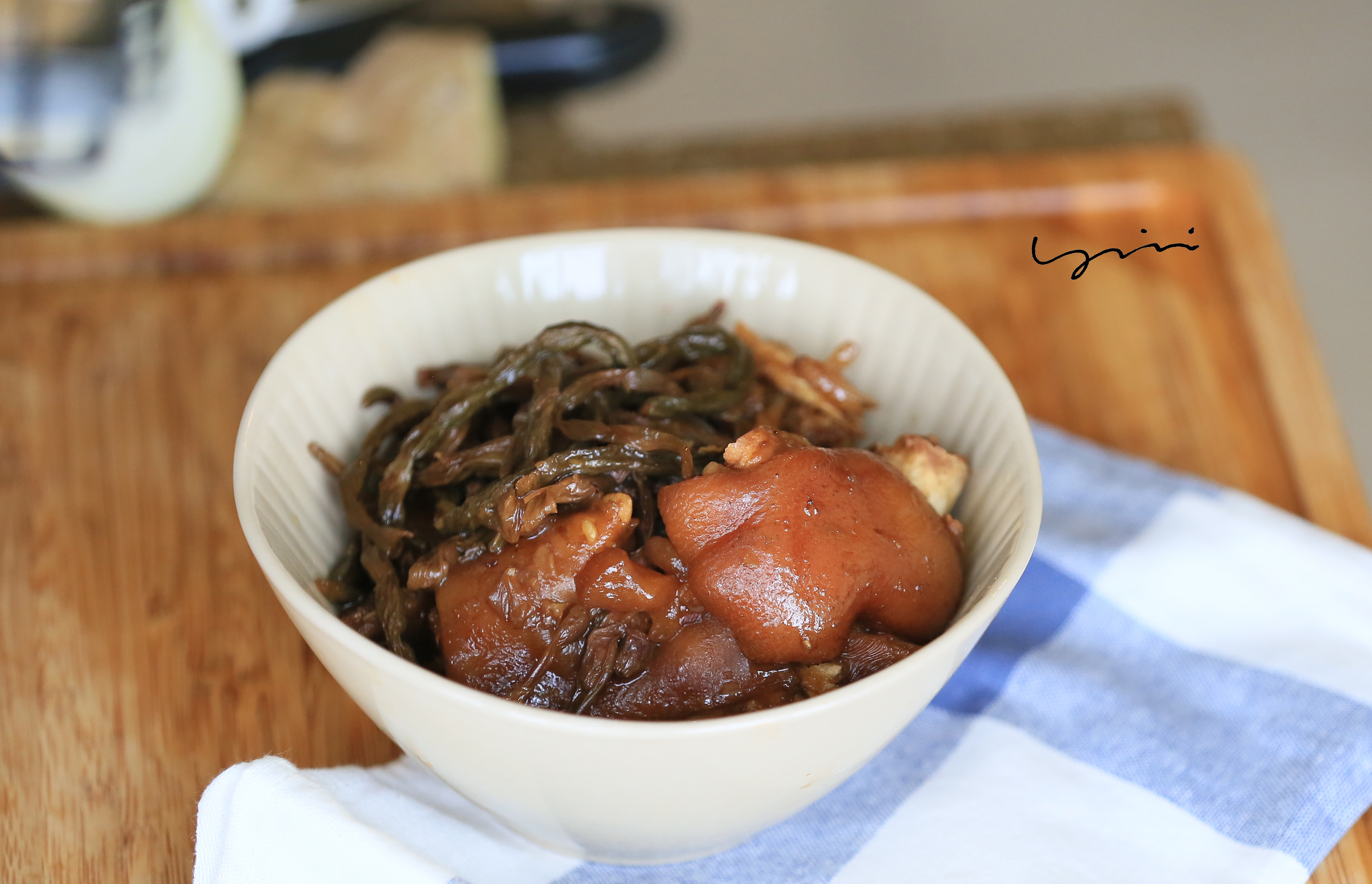 【一道菜解決一頓飯】臺式豆角幹燉豬蹄的做法 步骤8