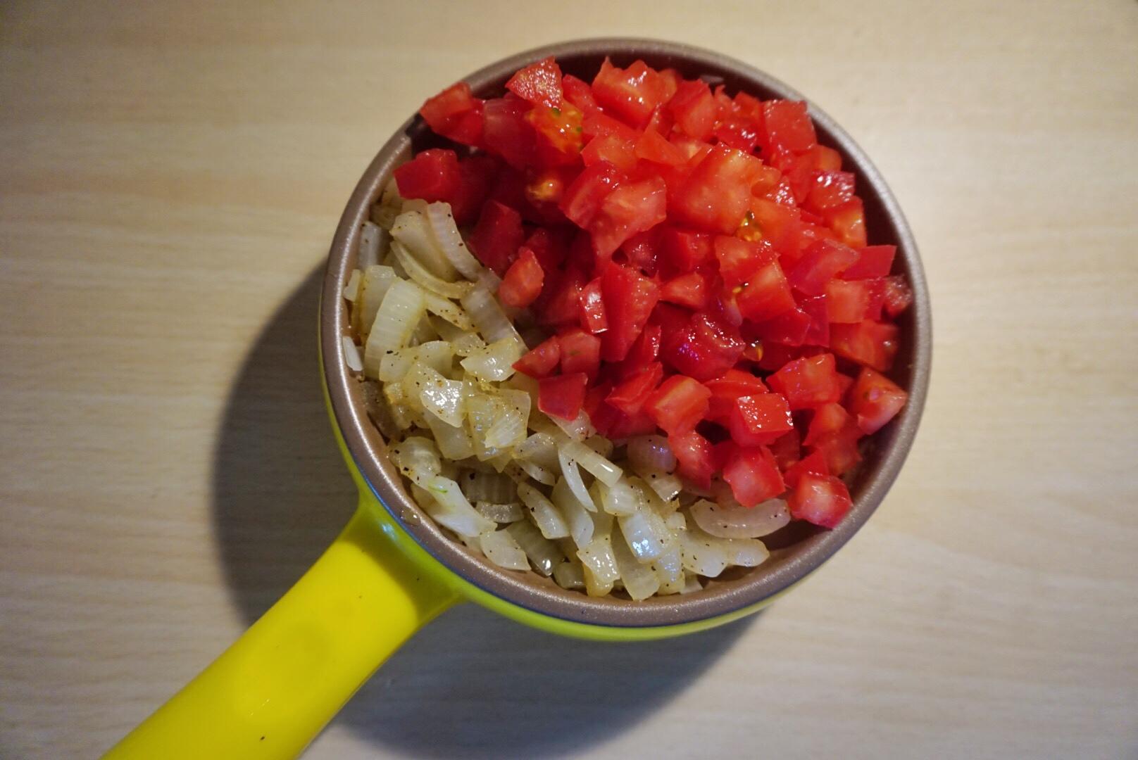 One-Pot番茄意麪醬的做法 步骤2
