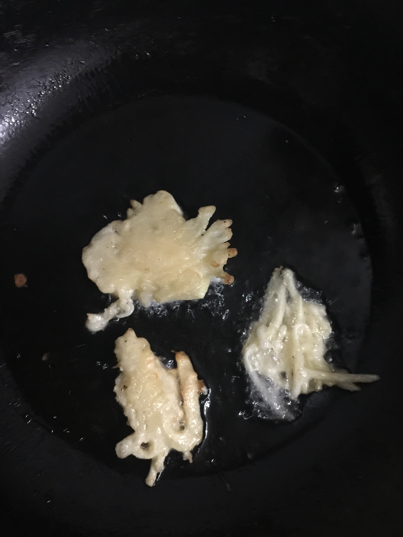 炸土豆餅的做法 步骤4