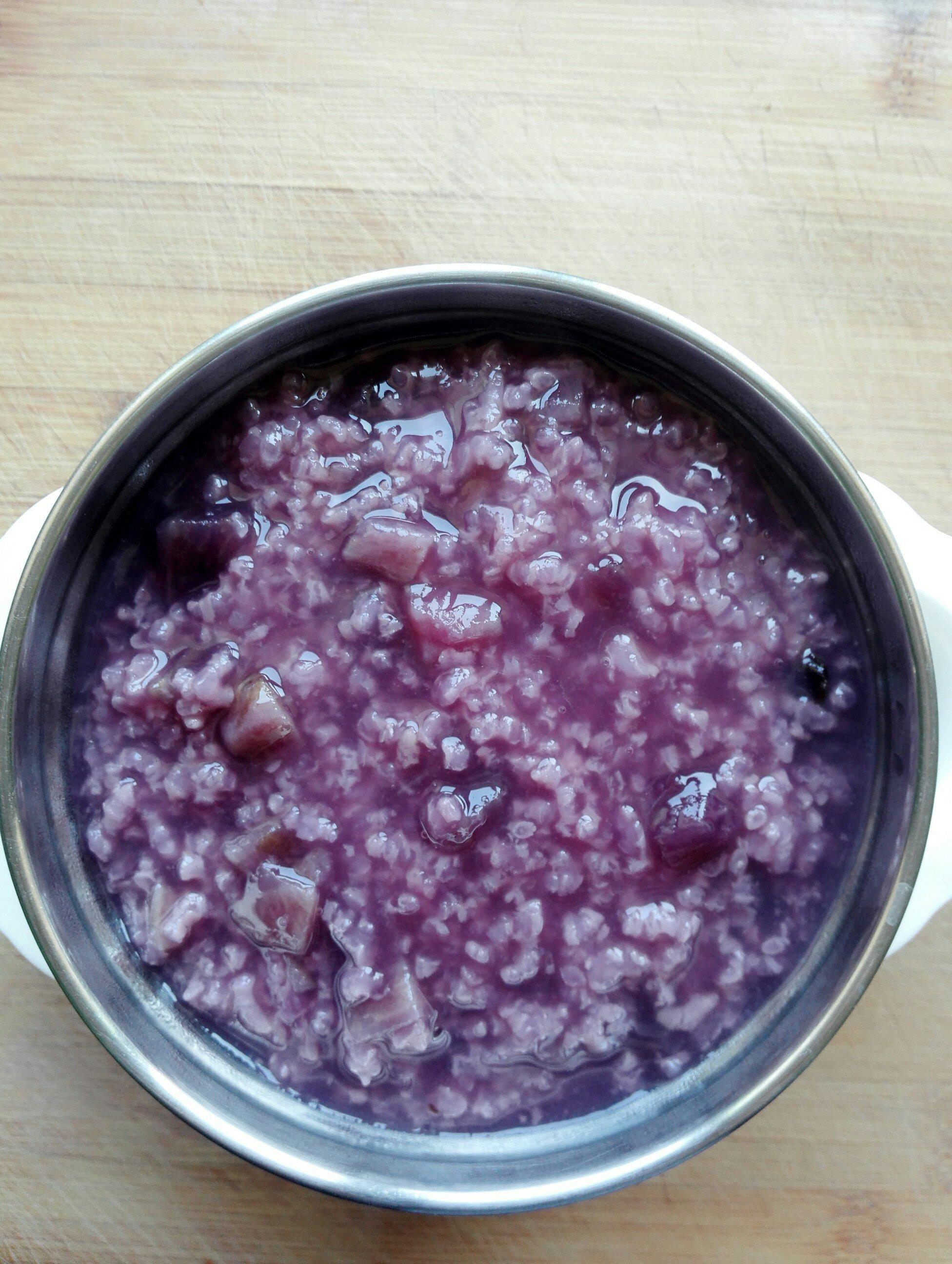 糊糊輔食之：紫薯粥的做法 步骤4