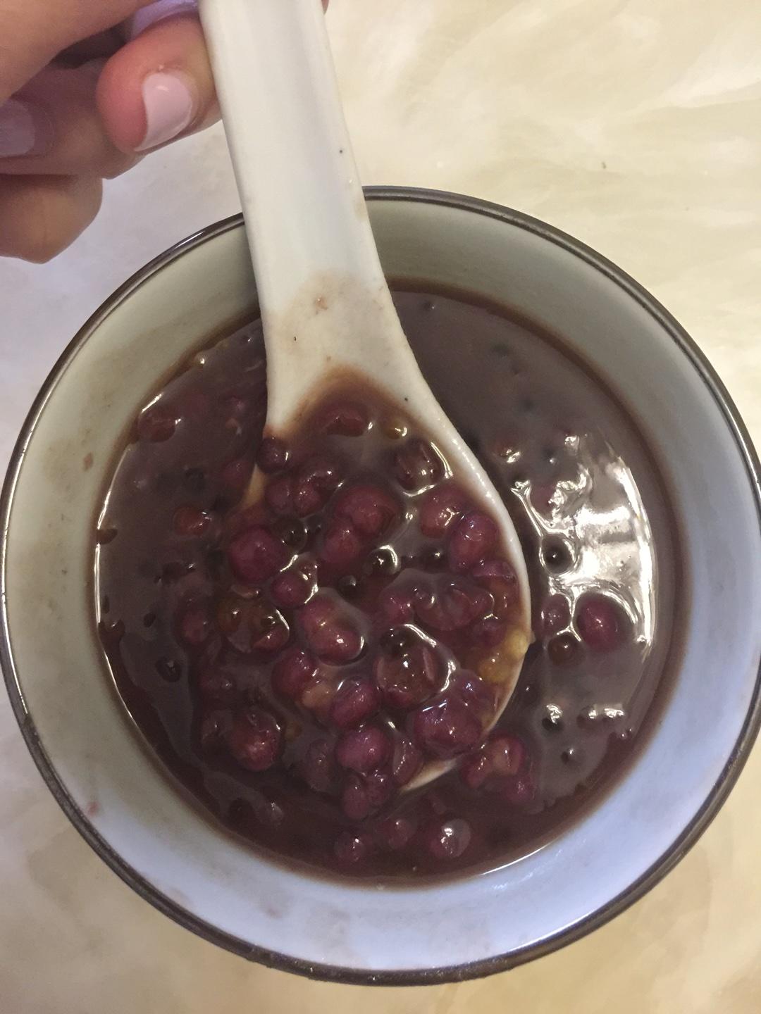 粒粒紅豆西米露糖水的做法 步骤2