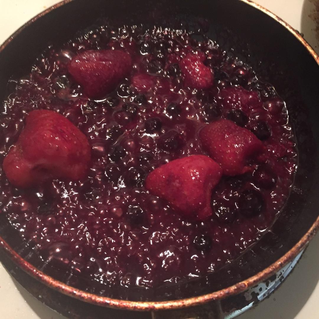 白蘭地莓果法式吐司的做法 步骤5